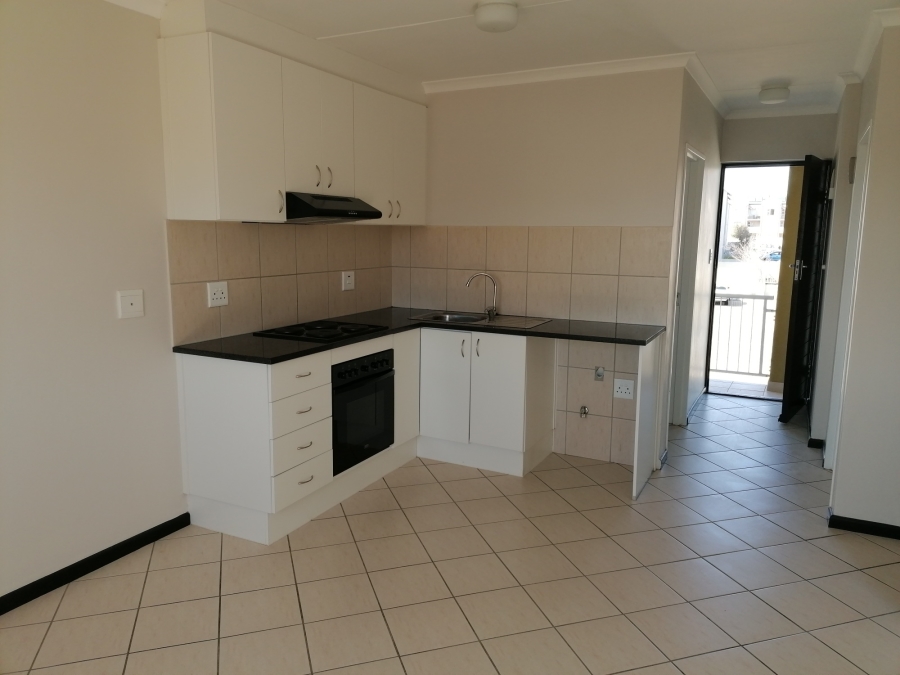To Let 2 Bedroom Property for Rent in Buh Rein Estate Western Cape